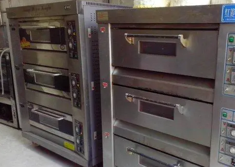 郑州蛋糕房设备回收 烤箱 醒发箱 展柜回收